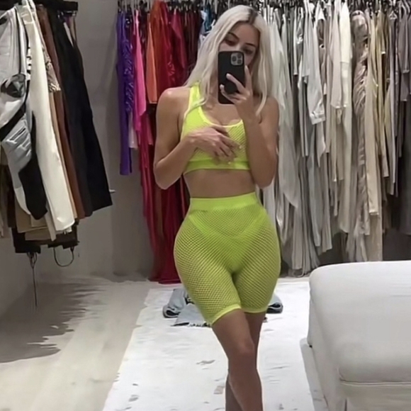 New SKIMS Limited Edition Lime Green Perforated Seamless Bike Shorts Size 3X - Picture 1 of 7